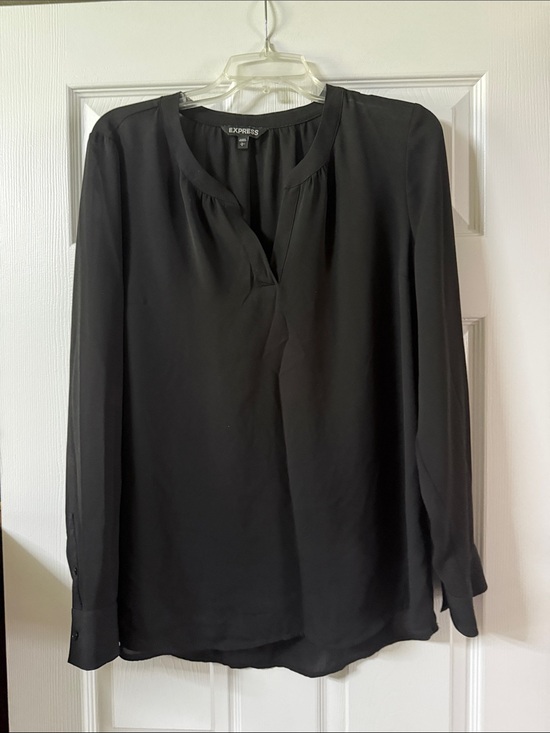 Express Tops - Express Black Long-Sleeve Split V-Neck Blouse
